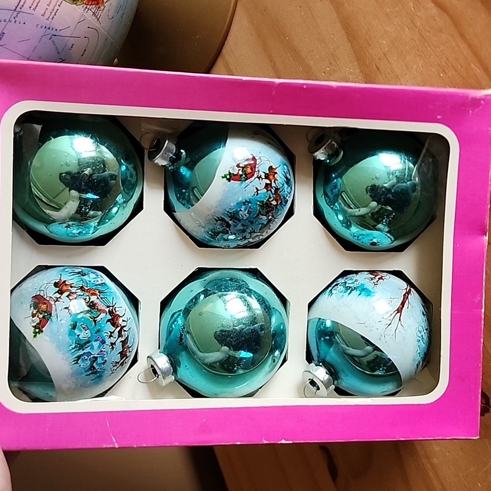 Vintage Fieldcraft Canada glass Christmas tree ornaments - Picture 3 of 14